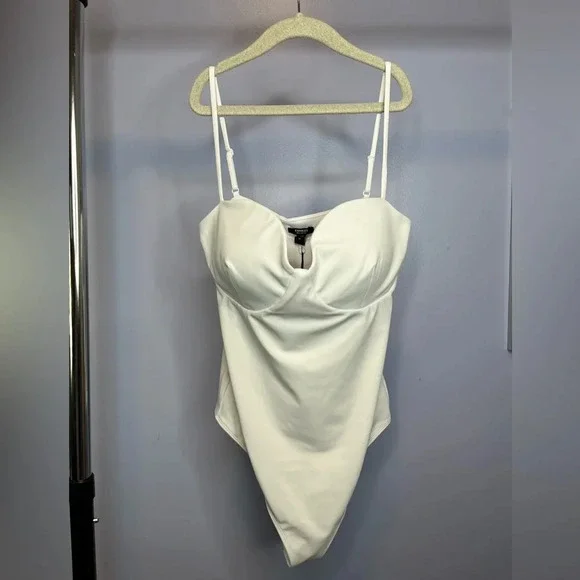 EXPRESS bodycon bodysuit size.M - Picture 4 of 5